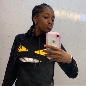 Meet your Posher, Mariama